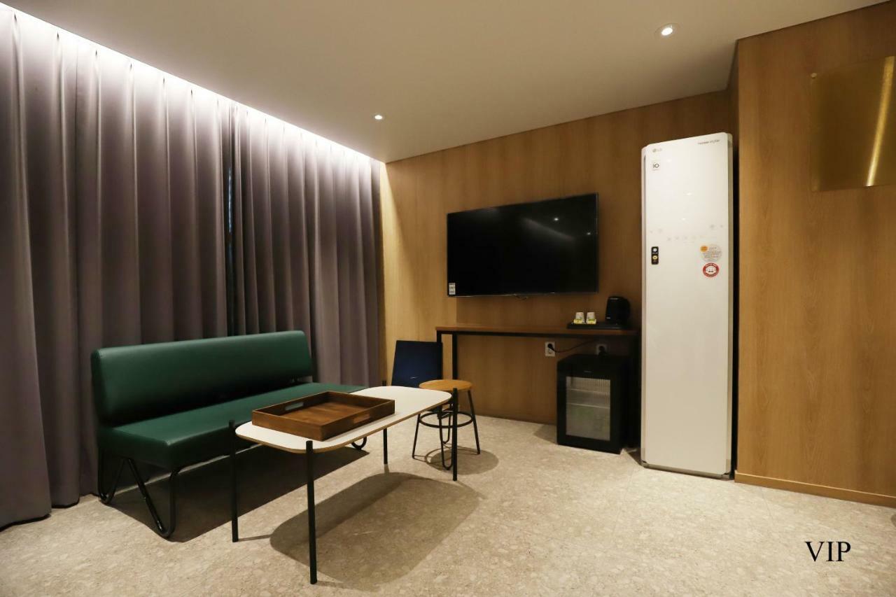 Biennale Hotel Gwangju Metropolitan City Bagian luar foto