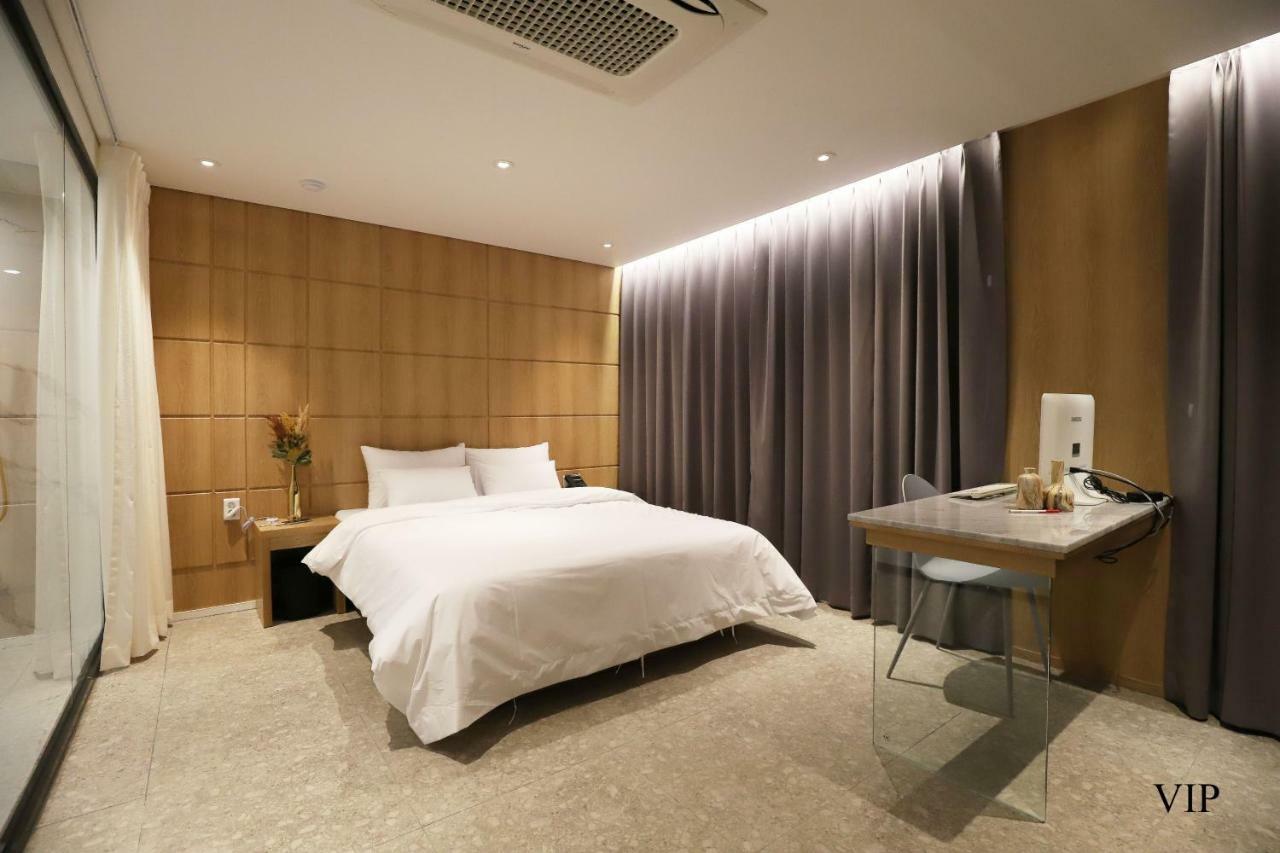 Biennale Hotel Gwangju Metropolitan City Bagian luar foto