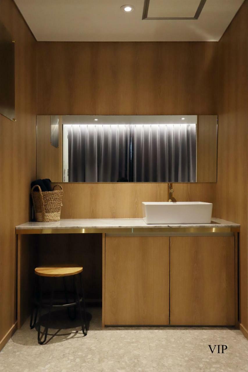 Biennale Hotel Gwangju Metropolitan City Bagian luar foto