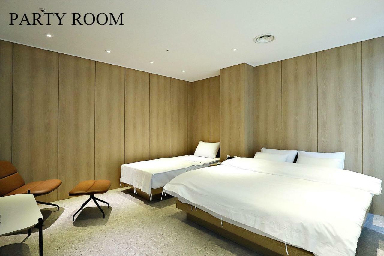 Biennale Hotel Gwangju Metropolitan City Bagian luar foto