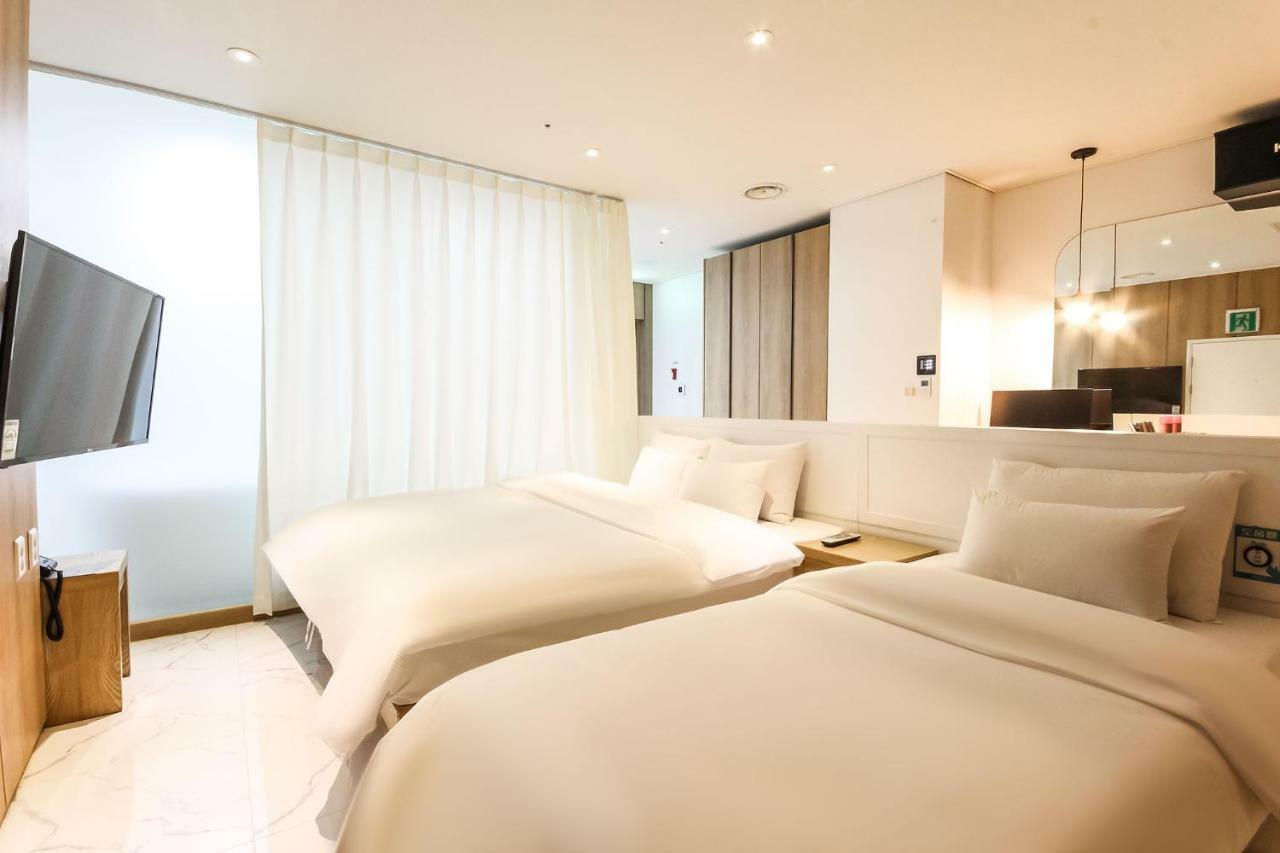 Biennale Hotel Gwangju Metropolitan City Bagian luar foto